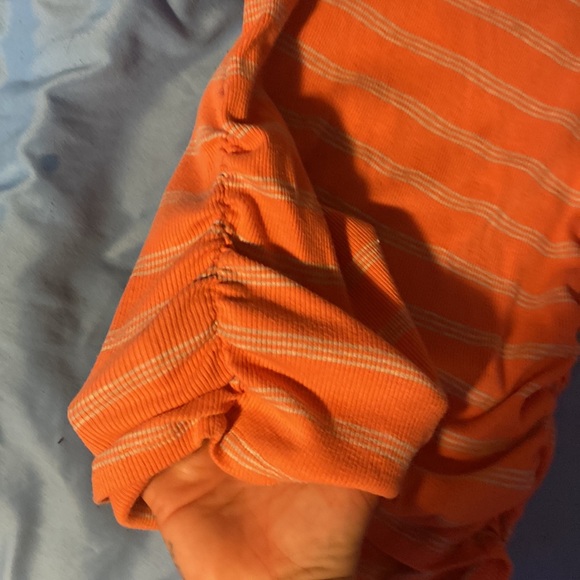 Lena shirt size medium - Picture 2 of 4